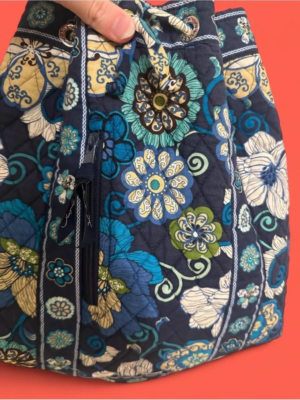 Y2K Vera Bradley drawstring backpack in vintage retired Mod Floral Blue